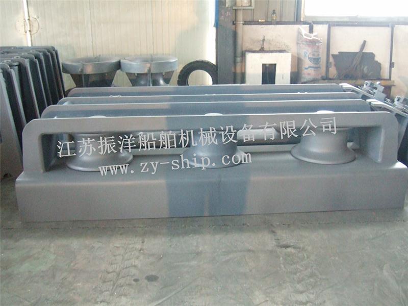 JIS闭式三滚轮导缆器